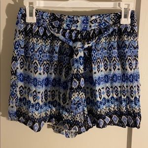 Blue patterned summer shorts!
